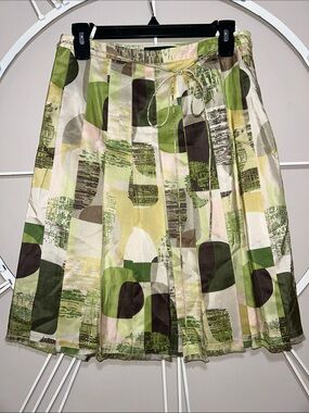 Banana Republic 100% Silk Pleated Green and Earth Toned Multi-Print A-Line Skirt